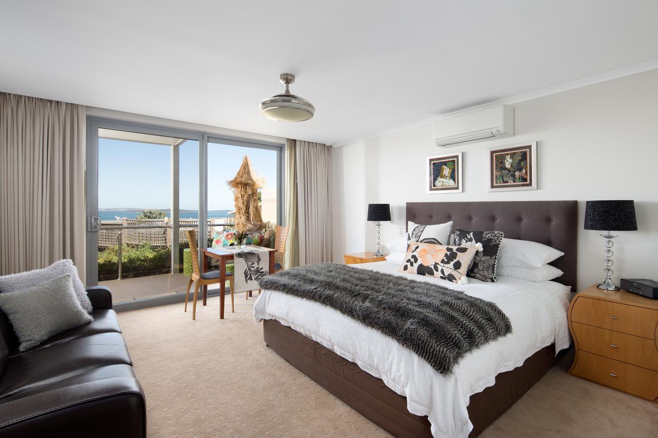 Luna Blu - Luxury B&B Rhyll ภายนอก รูปภาพ